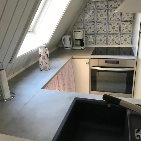 Vakantiehuis The Doll House - Adults Only